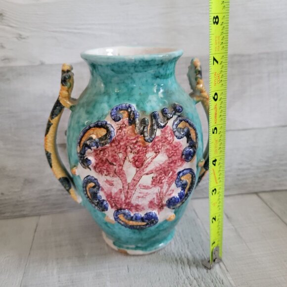 Vintage Daruta Italy Hand-Painted Ceramic Vase With Ornate Handles & Scenic Moti - Picture 8 of 8